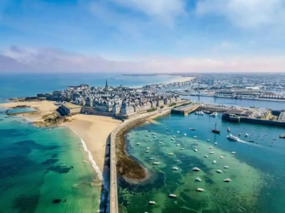 Maisonnette,100M Mer, Proche St Malo/Cancale, Wifi Saint-Benoit-des-Ondes 0*,